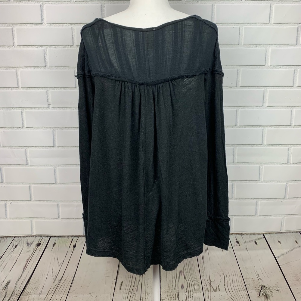 🔥FREE PEOPLE🔥We The Free Down Under Raw Hem Henley Black Small NWT - Picture 5 of 6